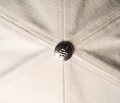 SOVRGN BARBED WIRE CAP — BONE/BLACK