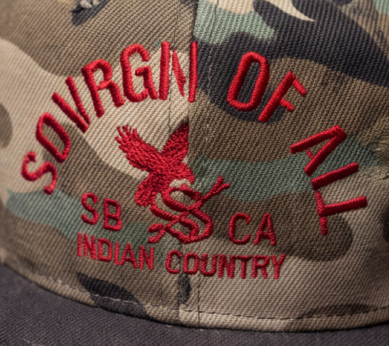 INDIAN COUNTRY CAMO CAP — DISTRESSED WOODLAND/BLACK